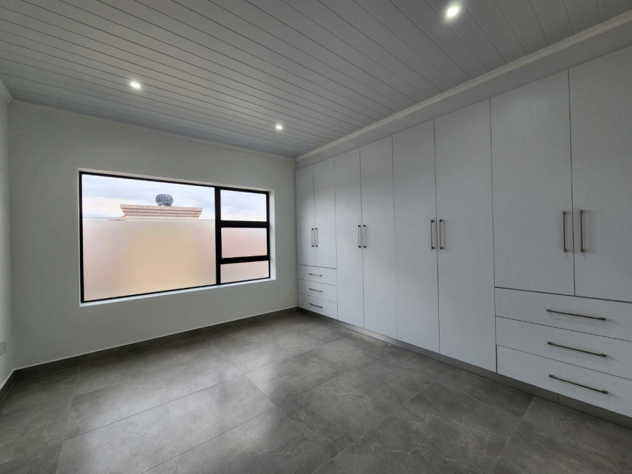 3 Bedroom Property for Sale in Seemeeu Park Western Cape